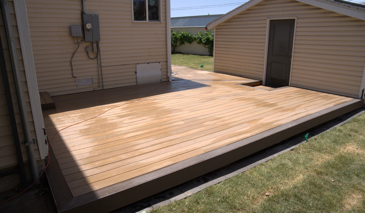 Utah Tree Co. deck installation on the Wasatch Front
